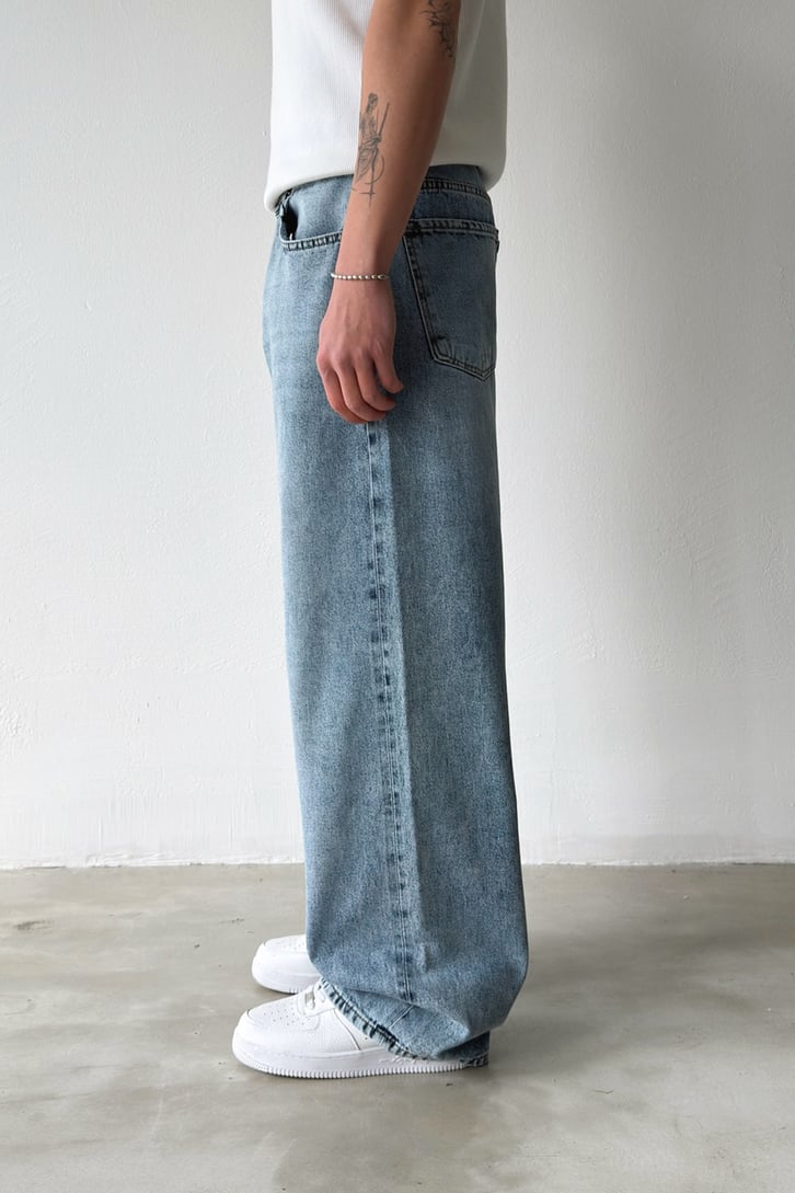 Basic Baggy Jean