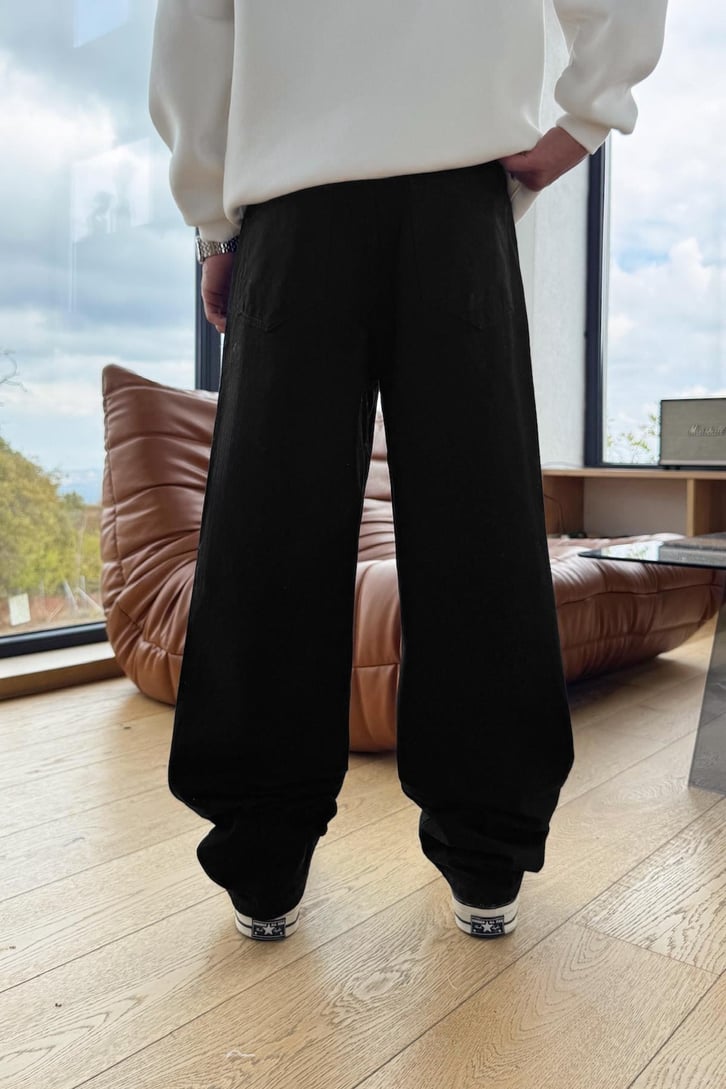 Basic Baggy Jean