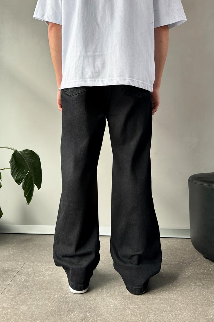 Basic Baggy Jean