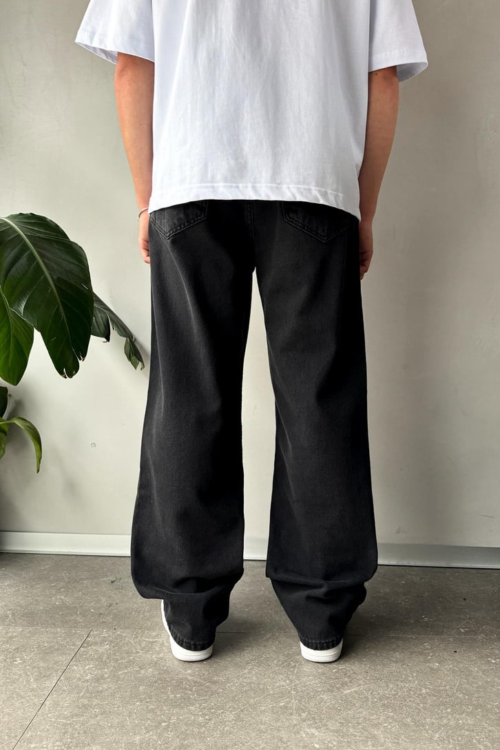 Basic Baggy Jean