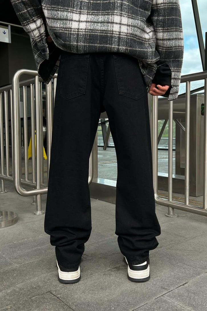 Basic Baggy Jean