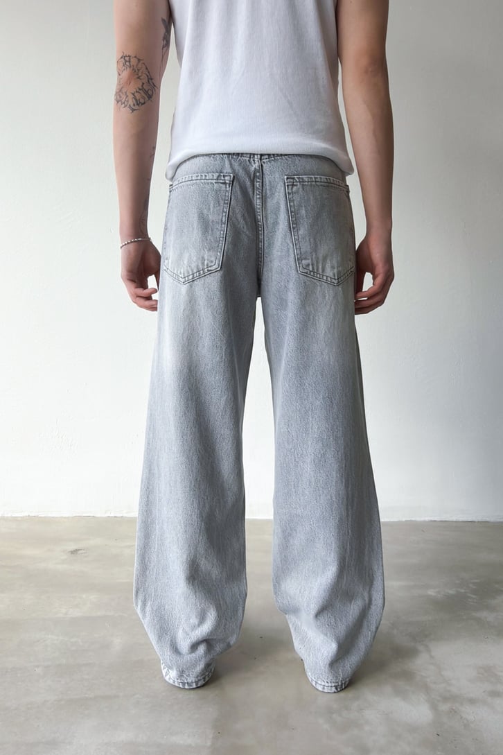 Basic Baggy Jean