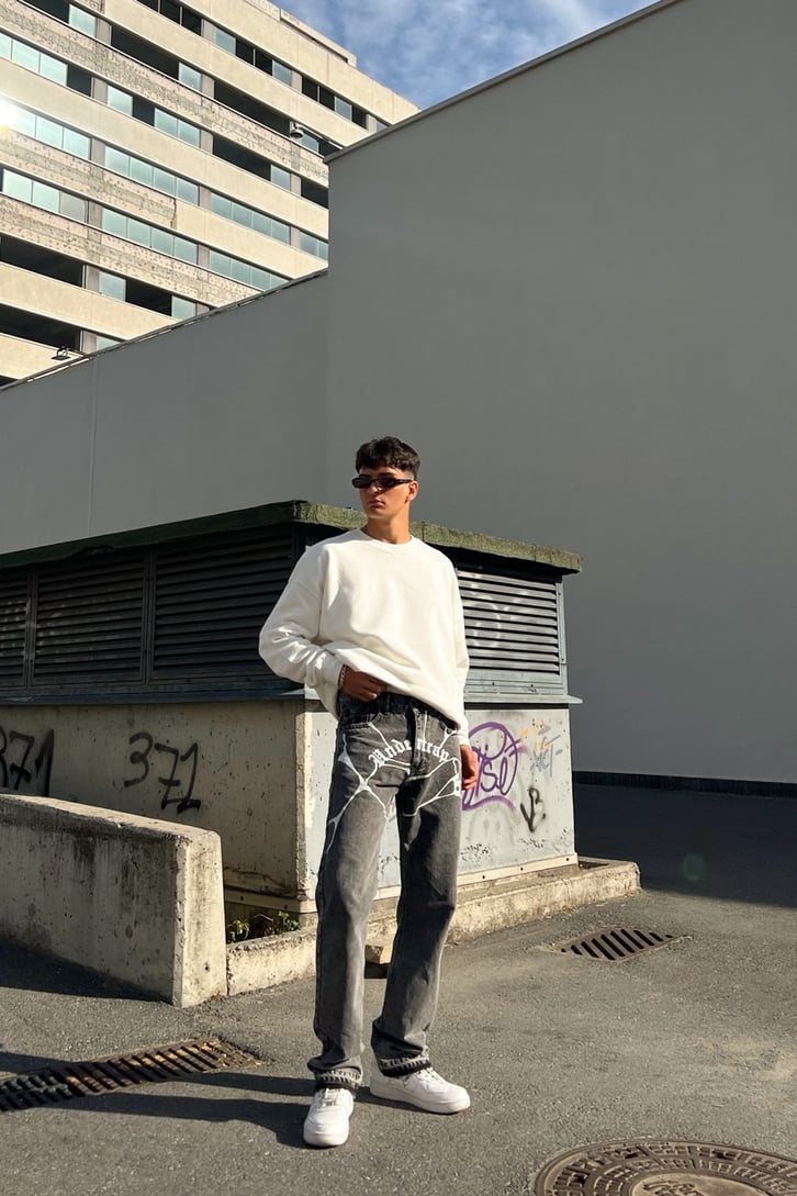 Basic Beyaz Oversize Sweatshirt