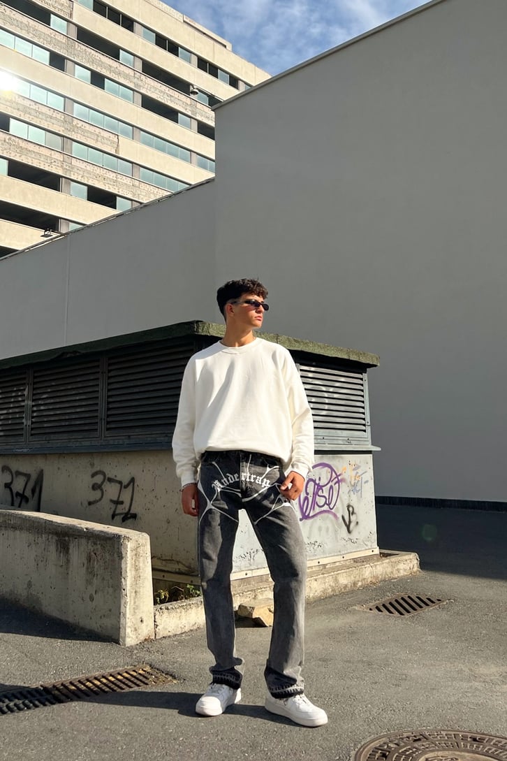 Basic Beyaz Oversize Sweatshirt