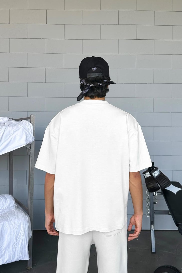 Basic Beyaz Oversize Tişört