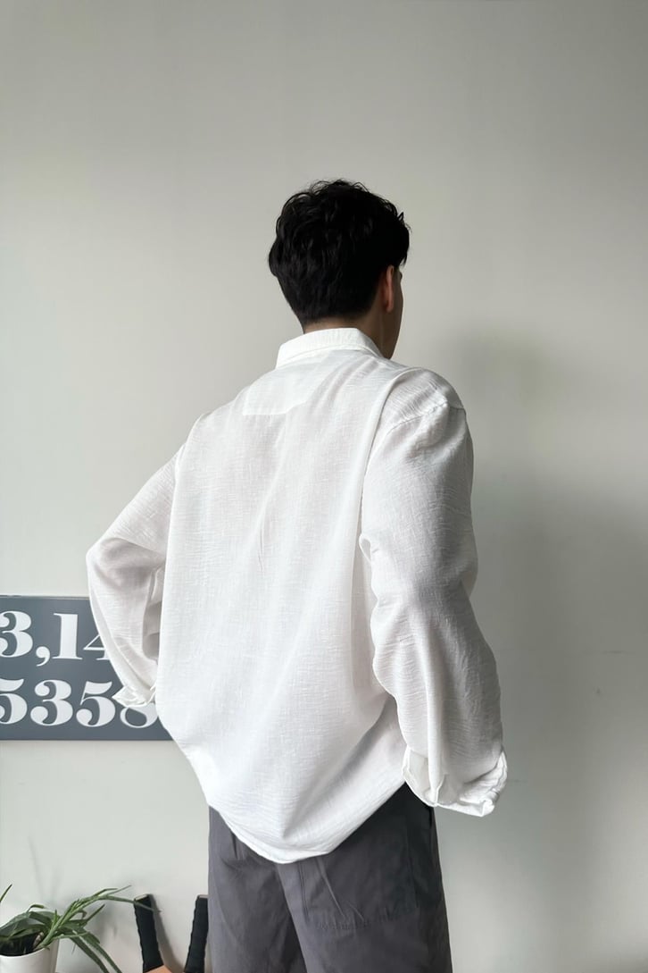 Basic Beyaz Uzun Kollu Oversize Gömlek