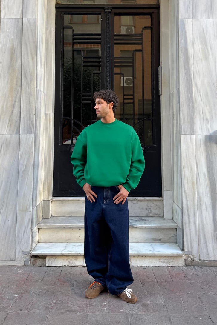 Basic Bisiklet Yaka Sweatshirt