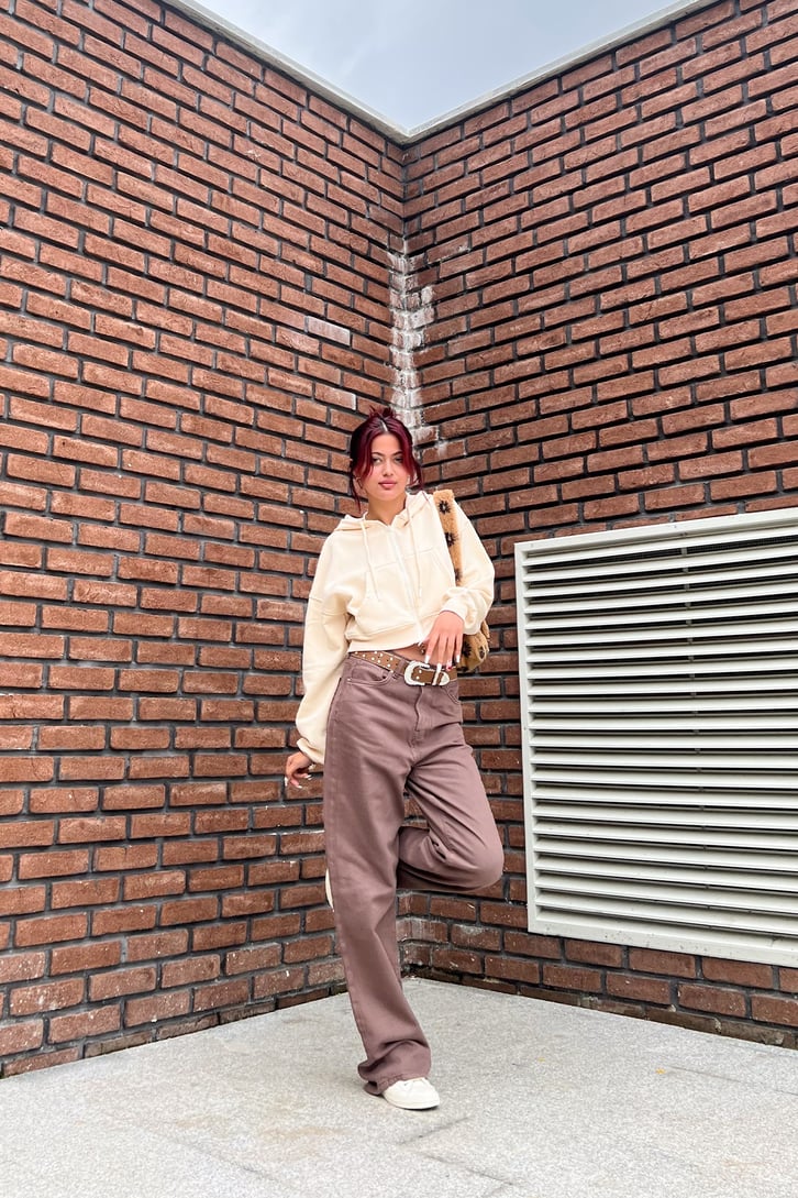 Basic Fermuarlı Bej Crop Sweatshirt
