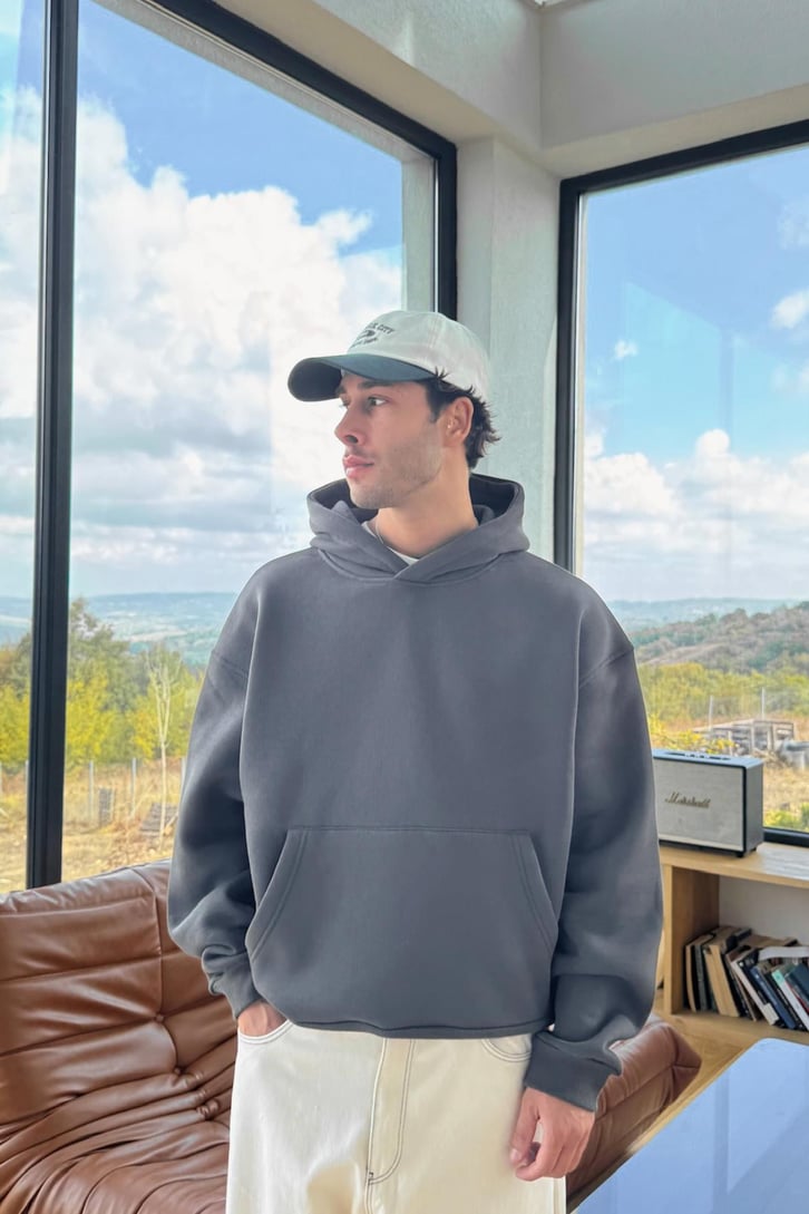 Basic Hoodie