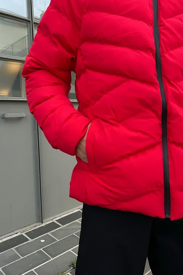 Basic Kapüşonlu Kırmızı Puffer Mont