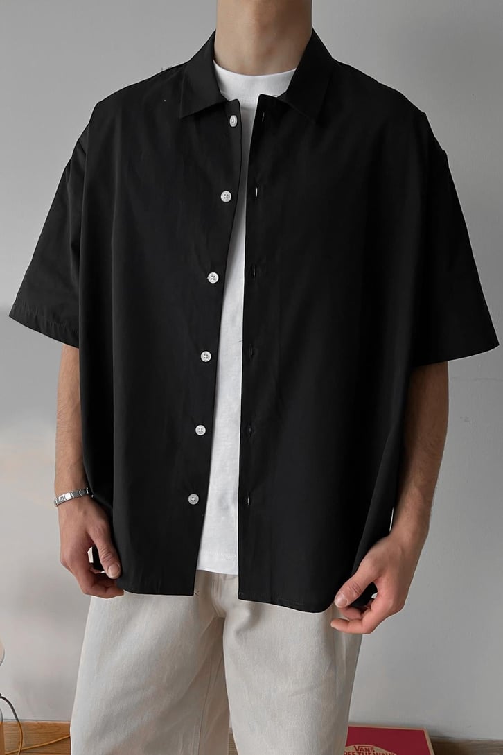 Basic Kısa Kollu Oversize Gömlek