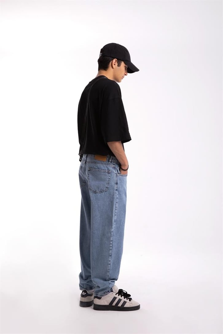 Basic Mavi Baggy Jean