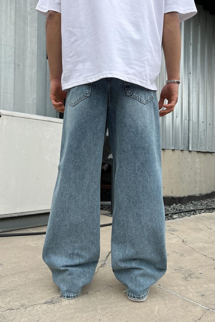 Basic Mavi Baggy Jean