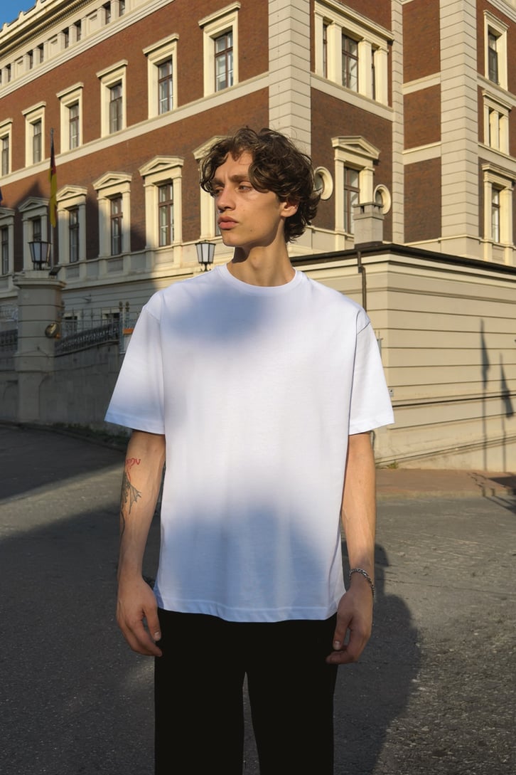 Basic Oversize Fit Beyaz Tişört