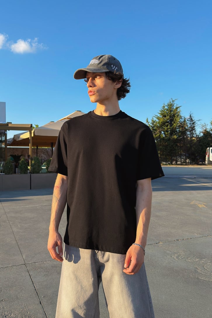 Basic Oversize Fit Siyah Tişört