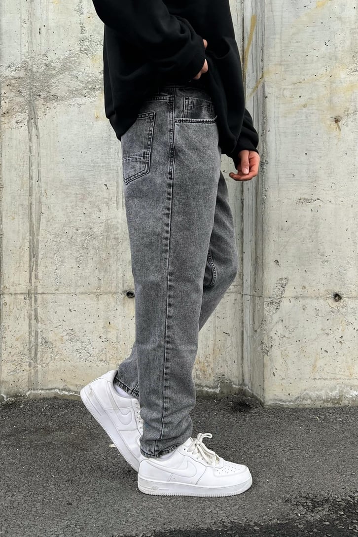 Basic Regular Fit Jean