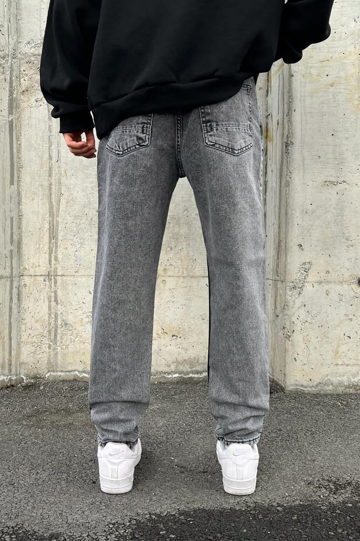 Basic Regular Fit Jean