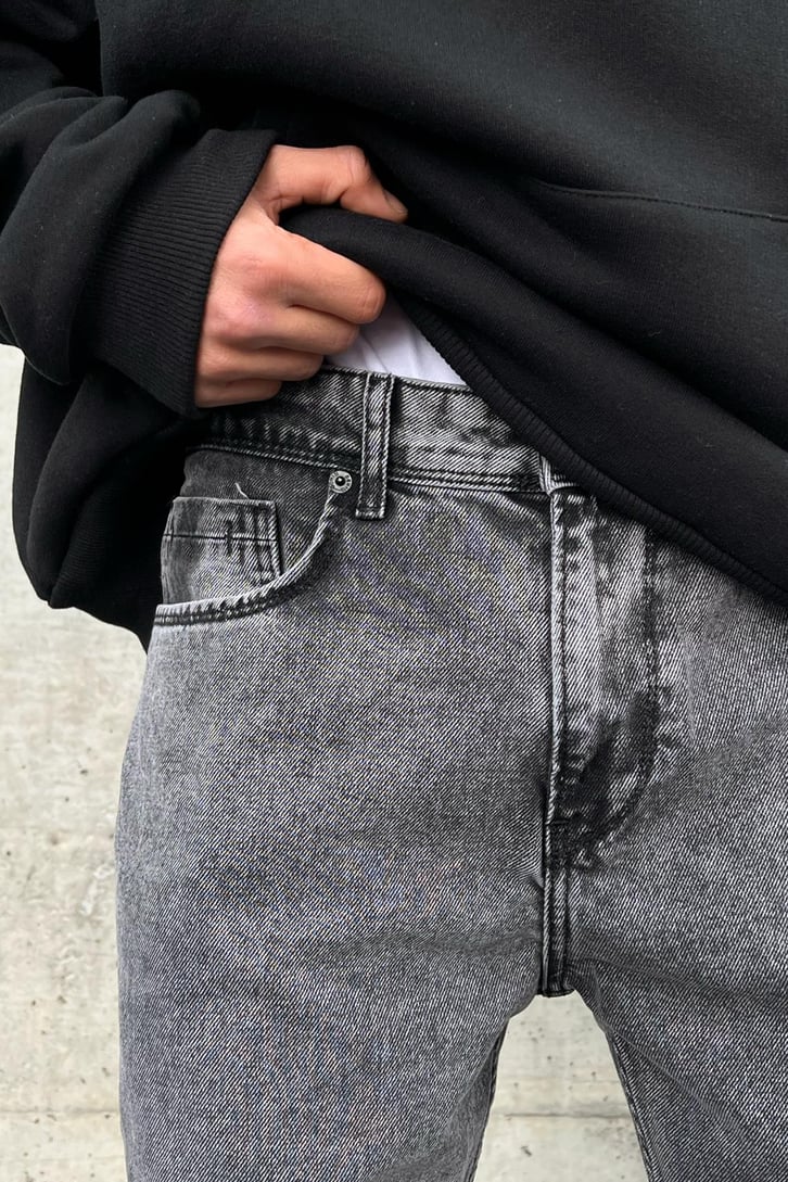 Basic Regular Fit Jean