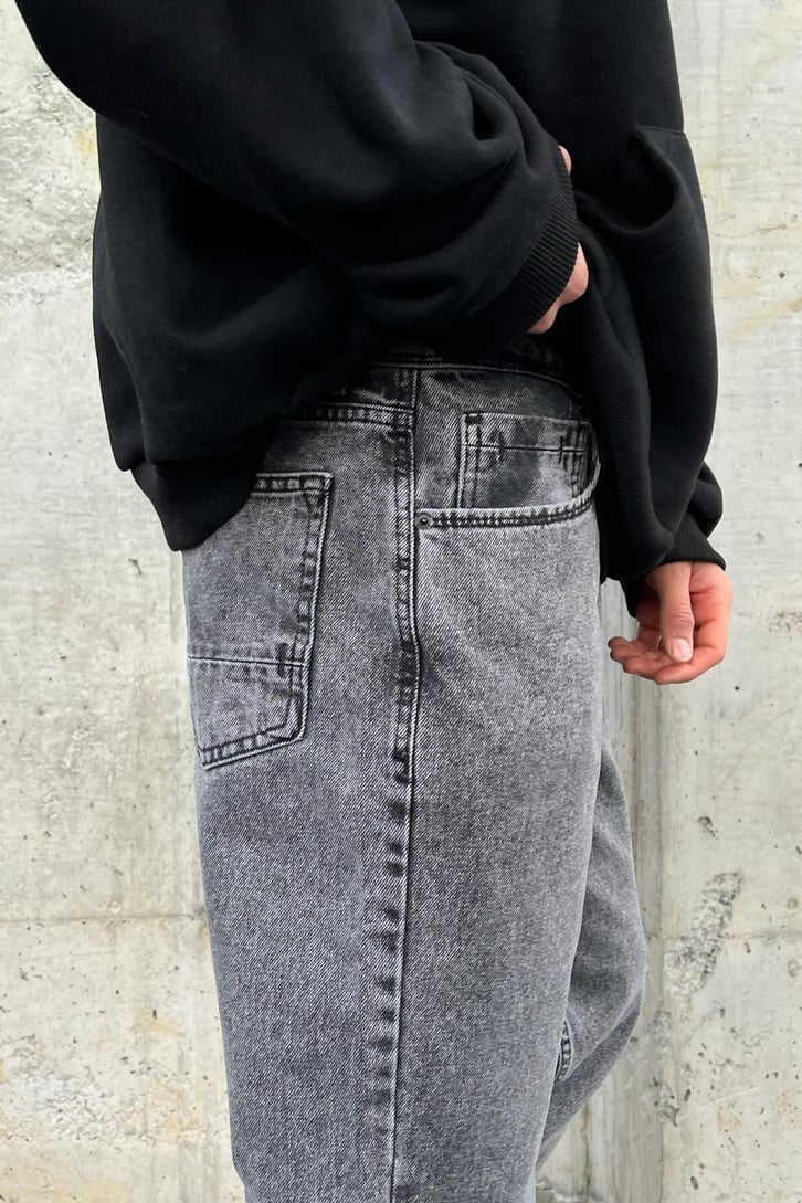 Basic Regular Fit Jean