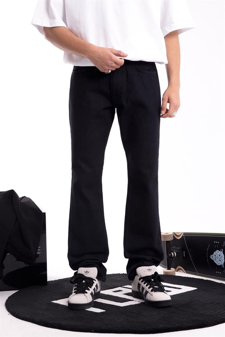 Basic Regular Fit Siyah Jean