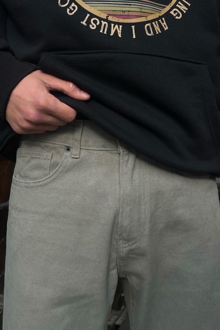 Basic Regular Jean