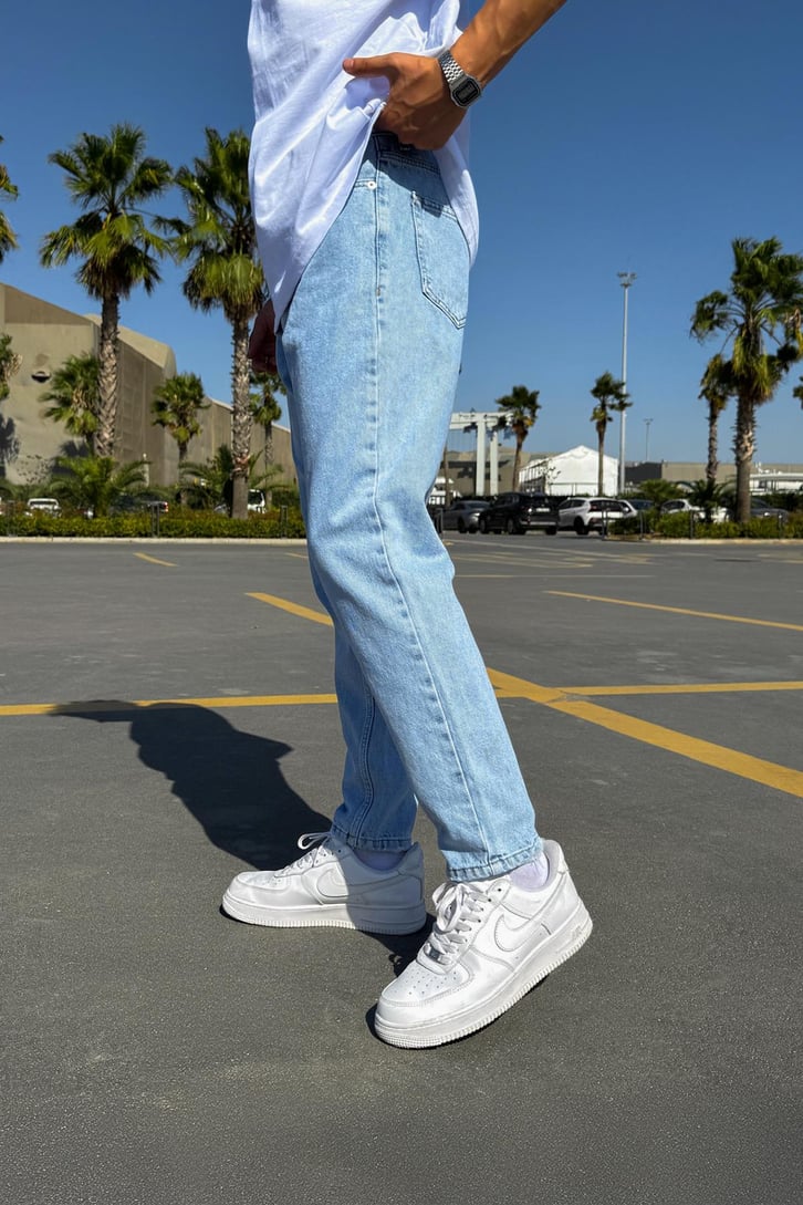 Basic Regular Jean
