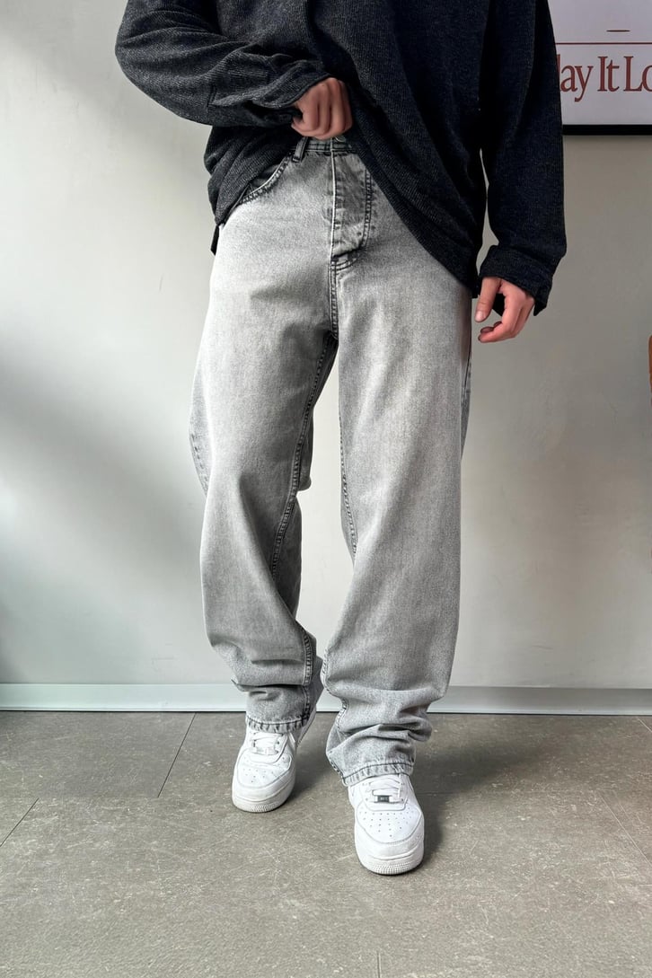 Basic Regular Jean