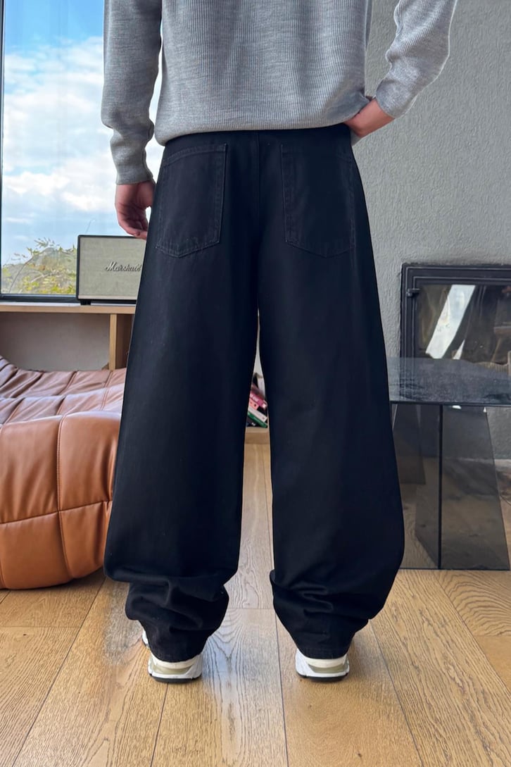 Basic Siyah Baggy Jean