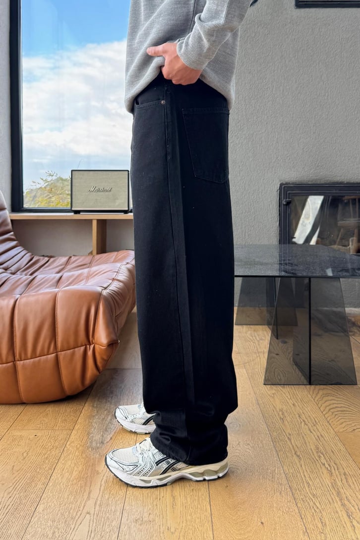 Basic Siyah Baggy Jean