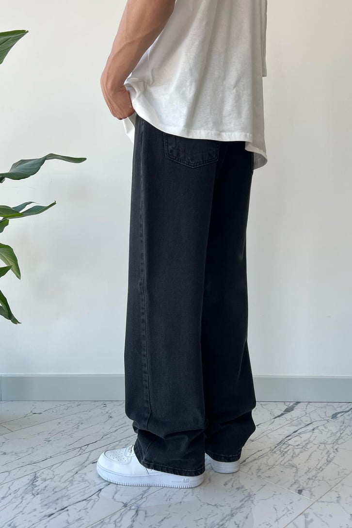 Basic Siyah Baggy Jean