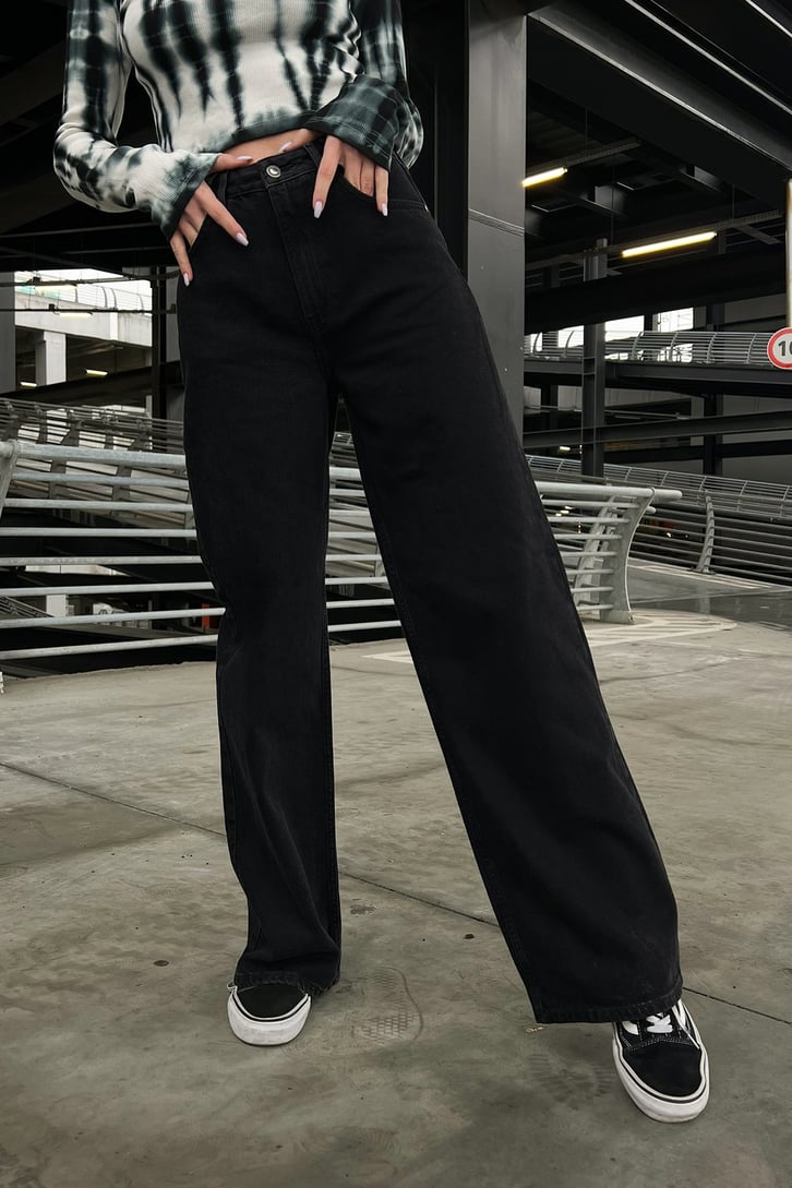 Basic Siyah Baggy Jean