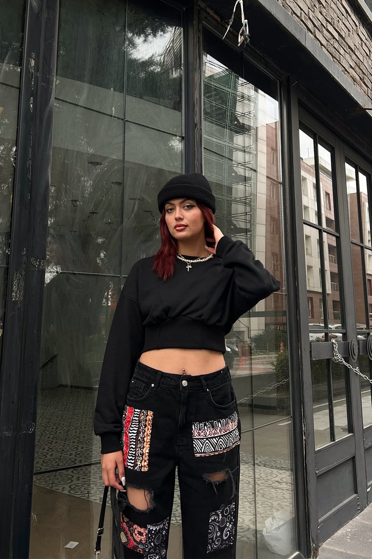 Basic Siyah Crop Sweatshirt