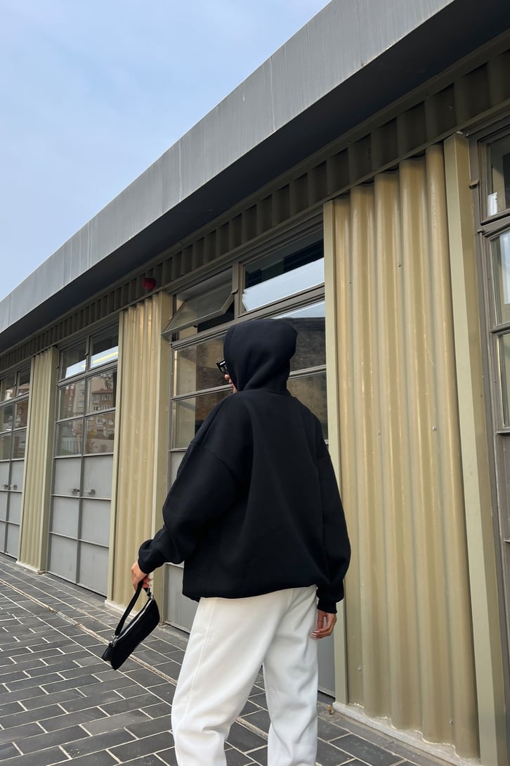 Basic Siyah Oversize Hoodie