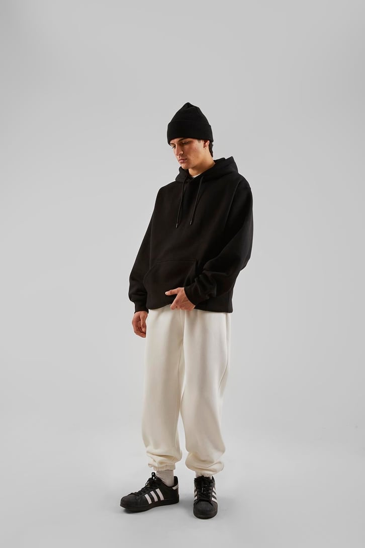 Basic Siyah Oversize Hoodie