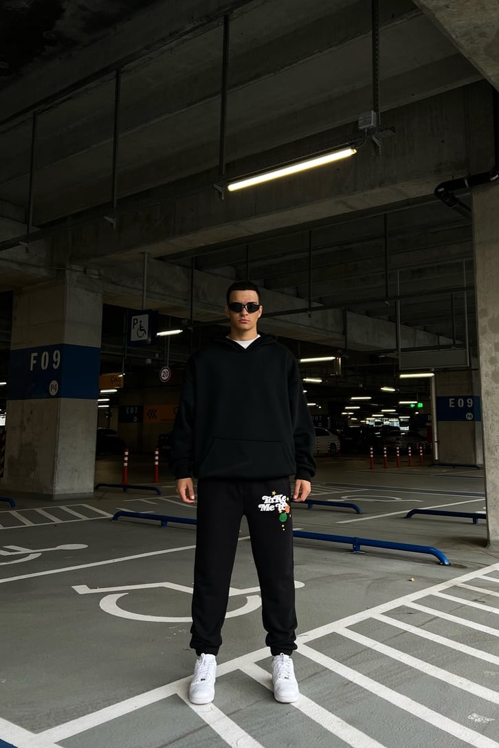Basic Siyah Oversize Hoodie