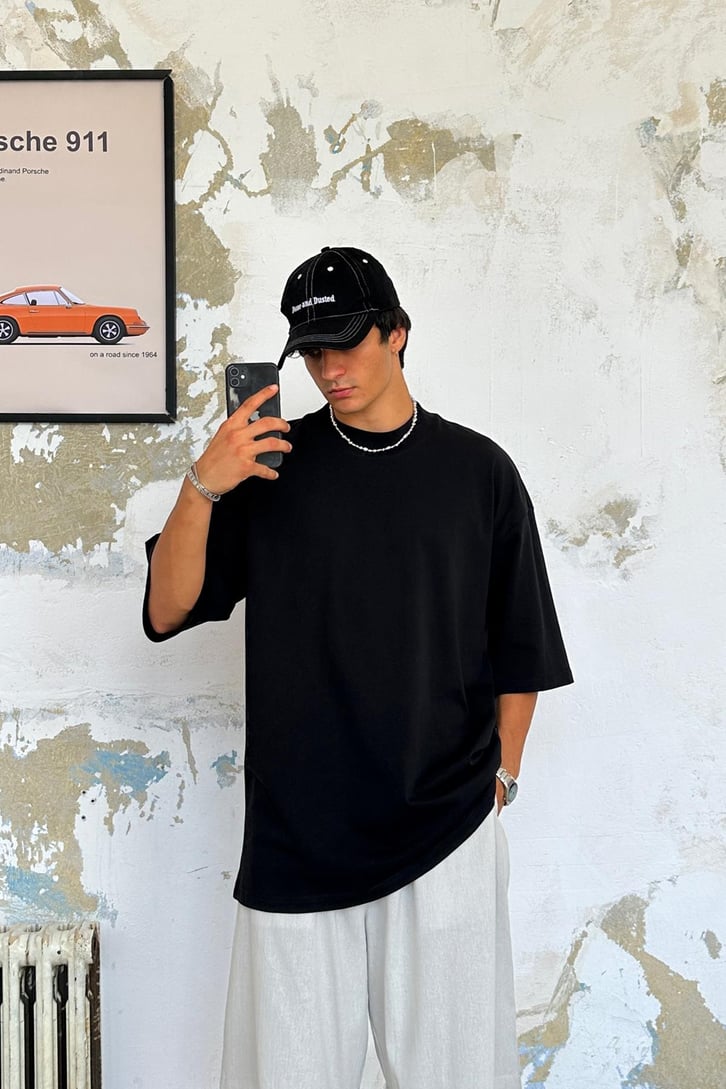 Basic Siyah Oversize Tişört