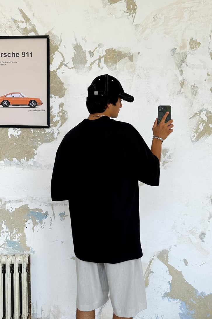 Basic Siyah Oversize Tişört