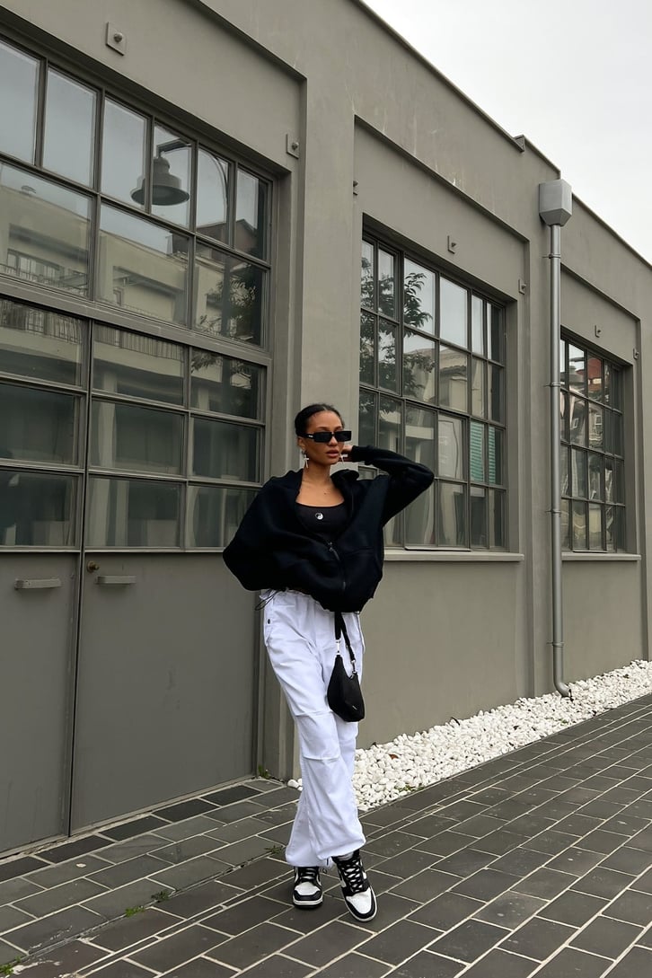 Basic Siyah Zipper Hoodie