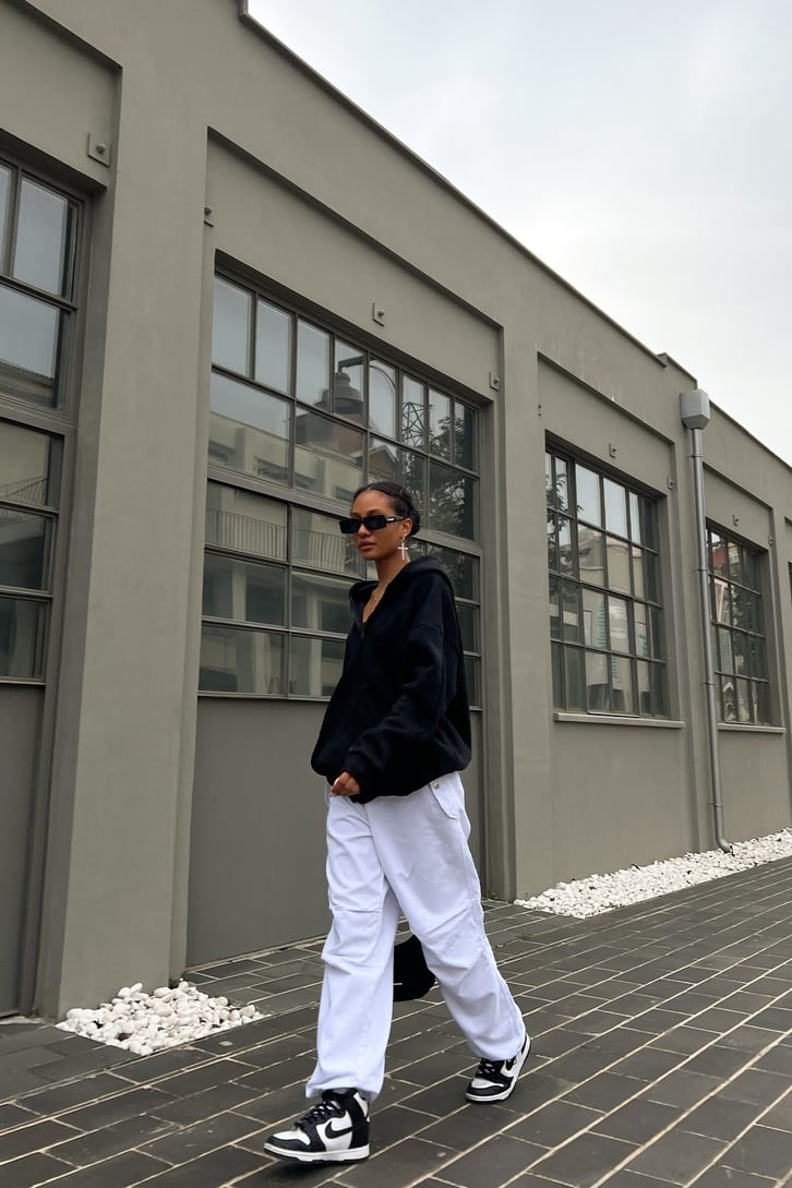 Basic Siyah Zipper Hoodie