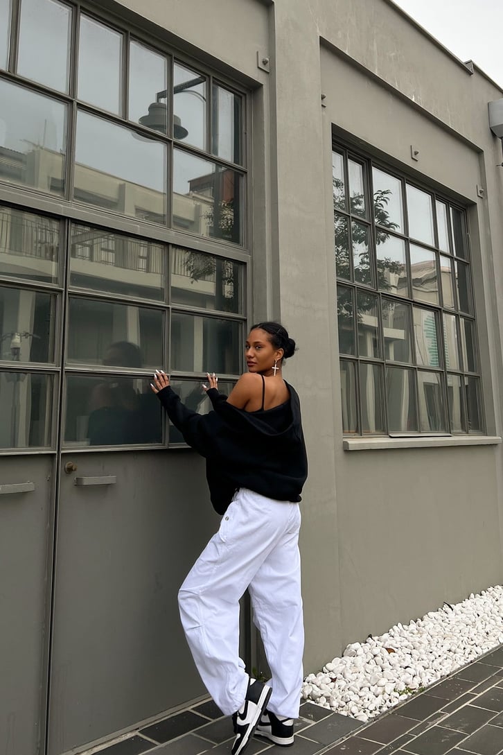 Basic Siyah Zipper Hoodie