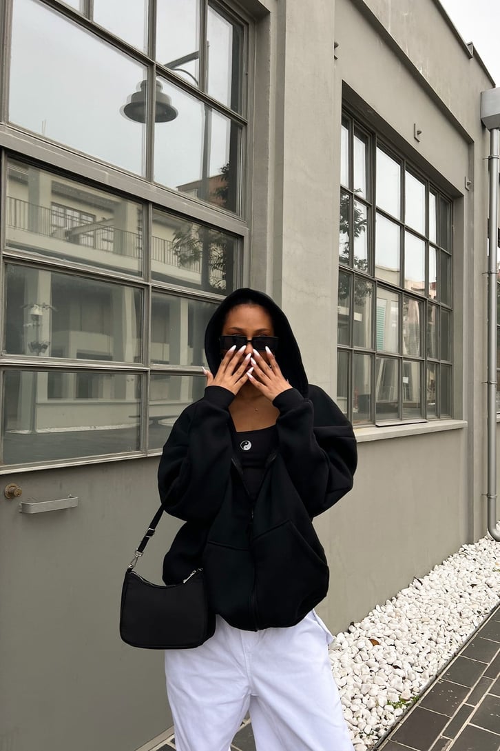 Basic Siyah Zipper Hoodie