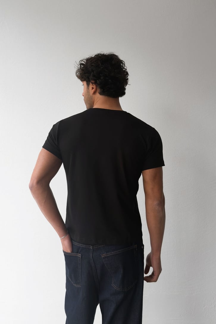 Basic Slim Fit Tişört