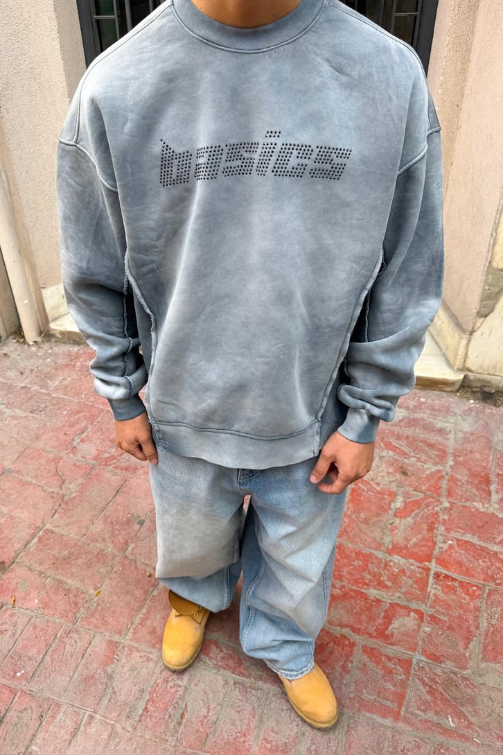 Basic Taş Nakışlı Sweatshirt
