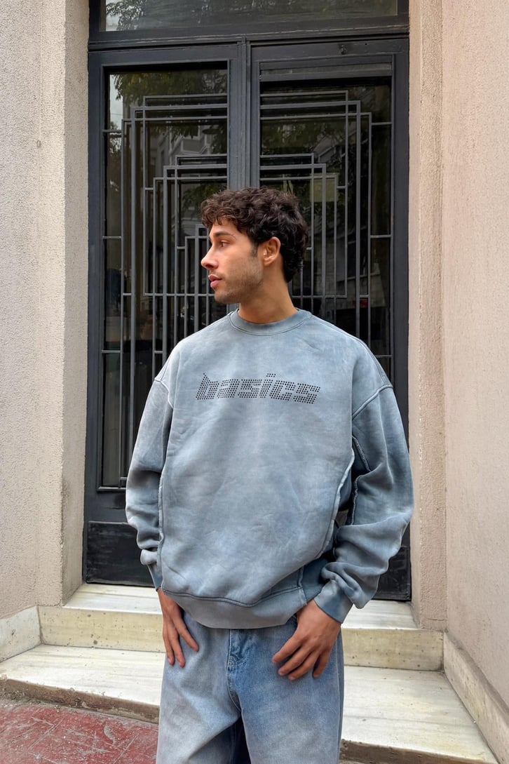 Basic Taş Nakışlı Sweatshirt