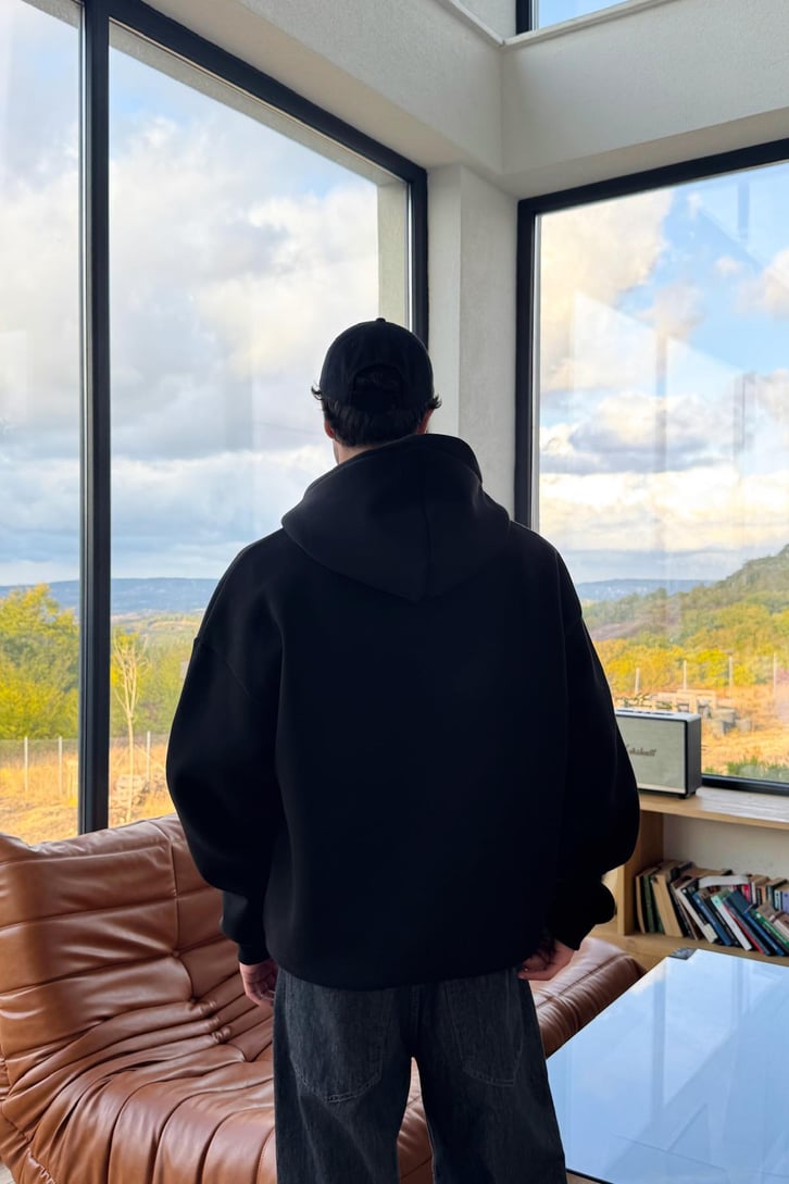 Basic Zip Hoodie