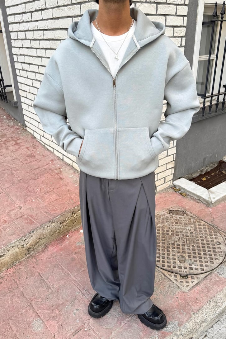 Basic Zip Hoodie