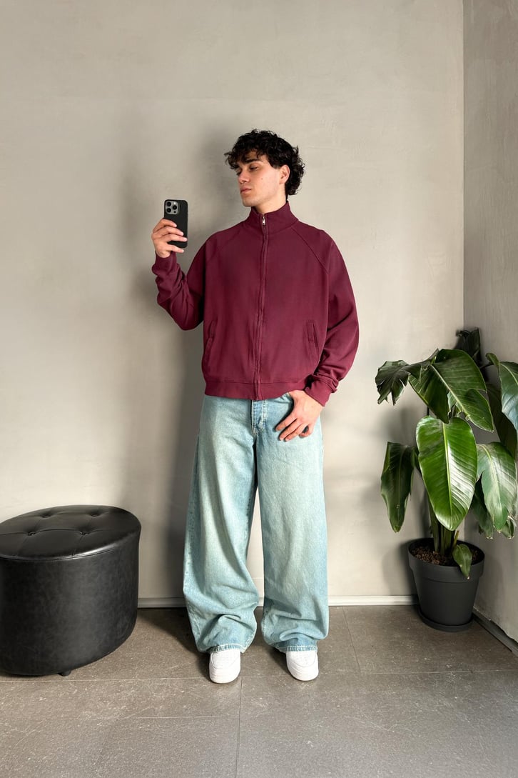 Basic Zip Sweatshirt