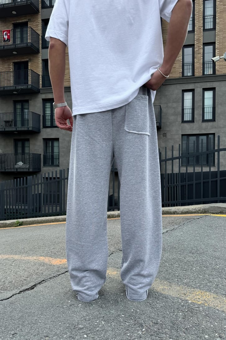 Baskı Detay Yırtık Model Eşofman Altı