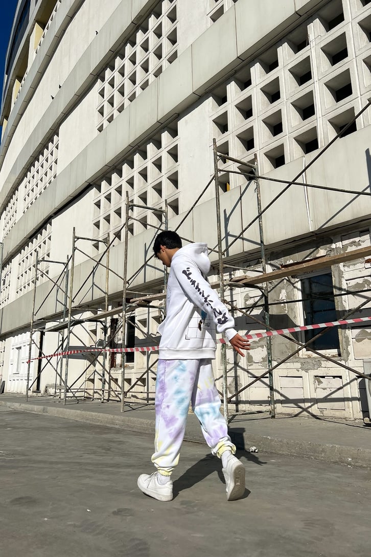 Beerus Sırt Baskılı Ekru Oversize Sweatshirt