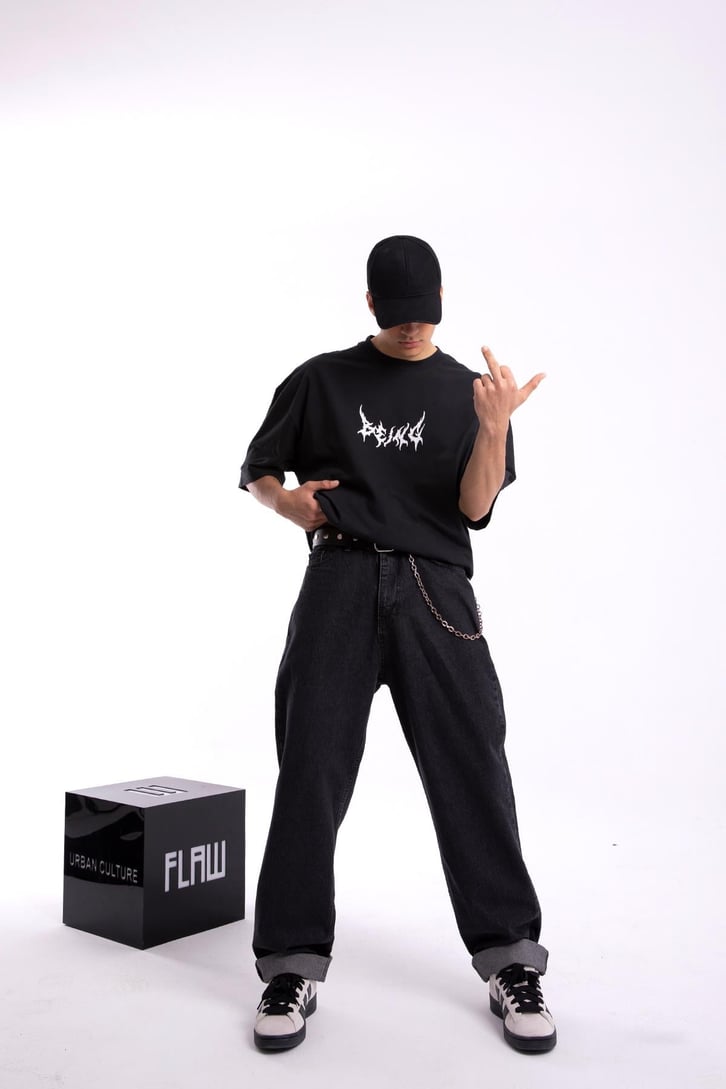 Being Sırt Baskılı Siyah Oversize Tshirt